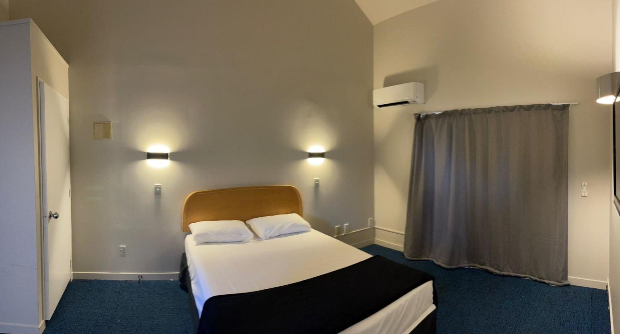 เรย์แลนด์ เอบซัม โฮเมล Motel โอ๊คแลนด์ ภายนอก รูปภาพ